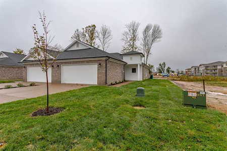 8593 Pebble Creek Drive Newburgh, IN 47630