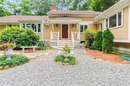 201 South Pierce Rd East Greenwich, RI 02818