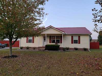 119 Hillcreek Ct Portland, TN 37148