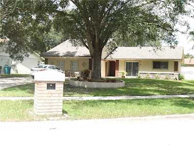 704 Wavecrest Dr Orlando, FL 32807