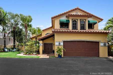 740 Mockingbird Ln Plantation, FL 33324