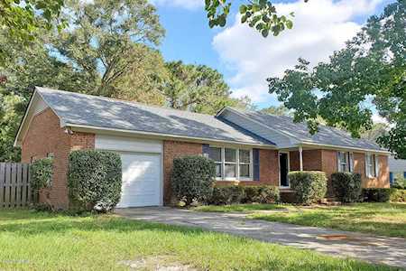 318 Mohican Trail Wilmington, NC 28409