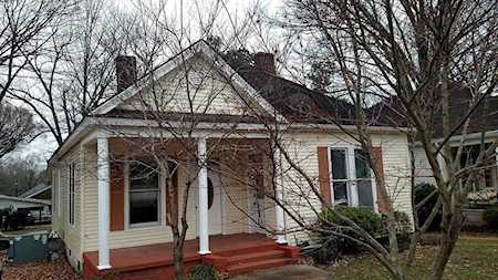 329 Head St Paris, TN 38242