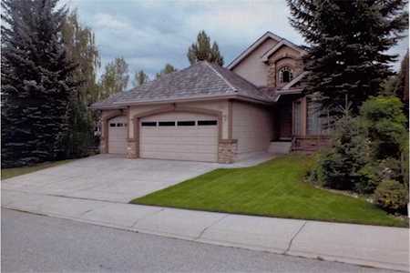 1551 Evergreen Hill SW Calgary, AB T2Y 2R7