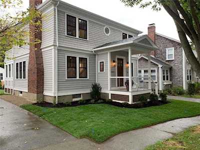 14 Ellery Rd Newport, RI 02840