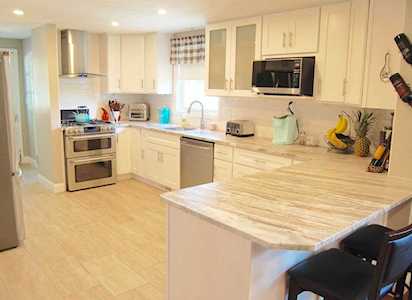 17 Crown Hill Kingston, MA 02364