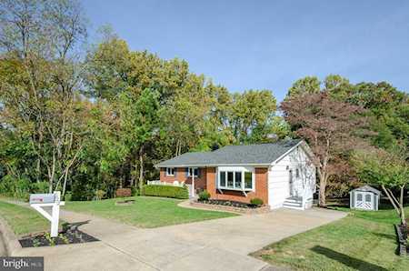 522 Crestpark Dr Glen Burnie, MD 21061