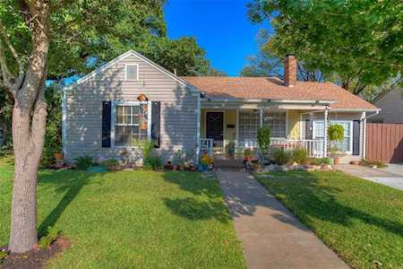 1313 Smilax Avenue Fort Worth, TX 76111