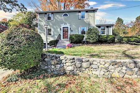 33 Park Ave Needham, MA 02494