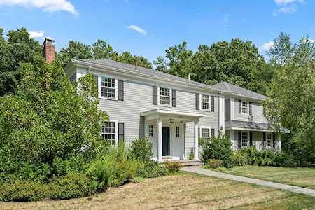 112 Westgate Road Wellesley, MA 02481