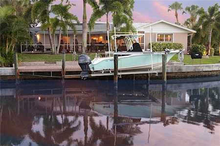 565 Commonwealth PLACE Sarasota, FL 34242