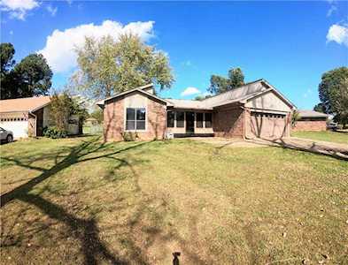 15 Westward St Van Buren, AR 72956