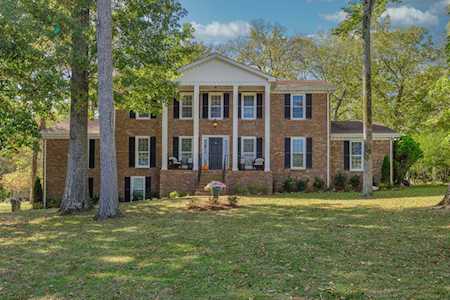 1042 S Browns Ln Gallatin, TN 37066