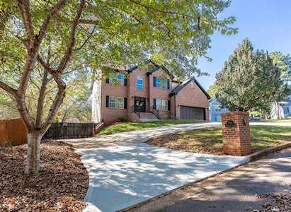 1730 Heathridge Ct Lawrenceville, GA 30043