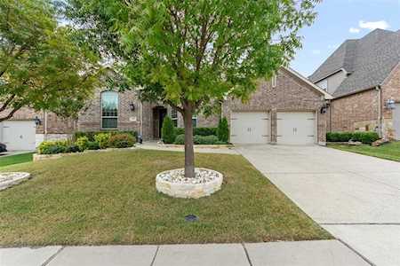 329 Hitch Wagon Drive Mckinney, TX 75071