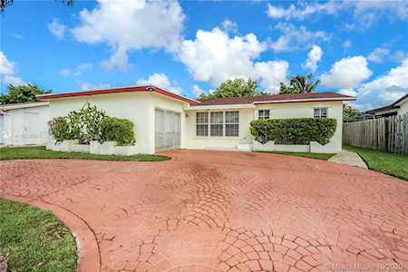 10831 NW 29th Ct Sunrise, FL 33322