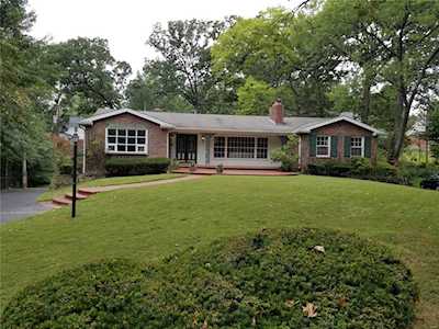 8808 Paragon Circle St Louis, MO 63123