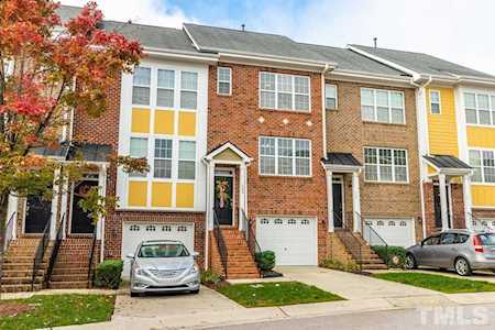 406 Hofman Court Cary, NC 27519