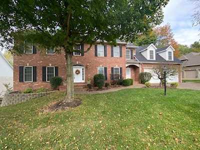 5 Victoria Drive Newburgh, IN 47630