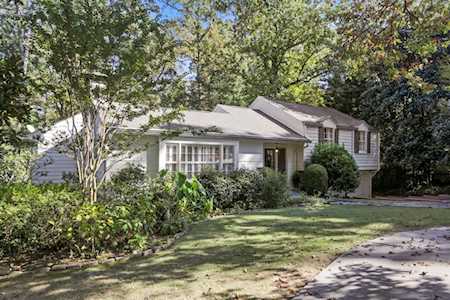 3833 Lake Forrest Dr Atlanta, GA 30342
