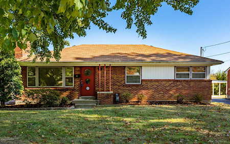 1706 Larkmoor Ln Louisville, KY 40218