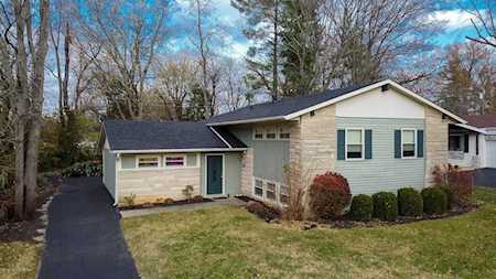 9403 Tiverton Way Louisville, KY 40242