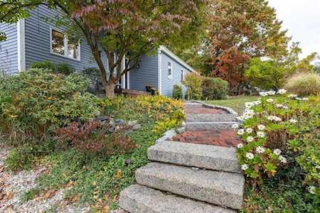 163 Littlefield Ln Marlborough, MA 01752