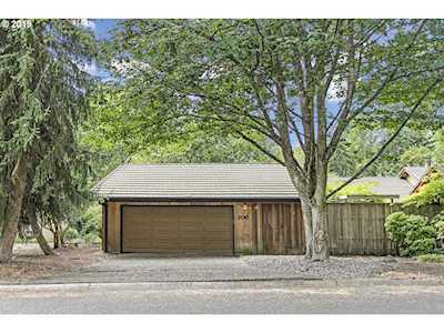 206 Greenridge Dr Lake Oswego, OR 97035
