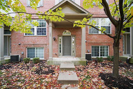 647 Conservatory Ln Aurora, IL 60502