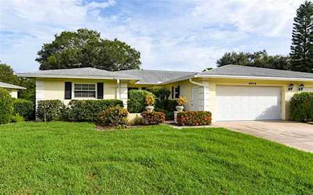 5615 Palm Aire Dr Sarasota, FL 34243