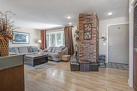 368 Templeview Dr NE Calgary, AB T1Y 3W4