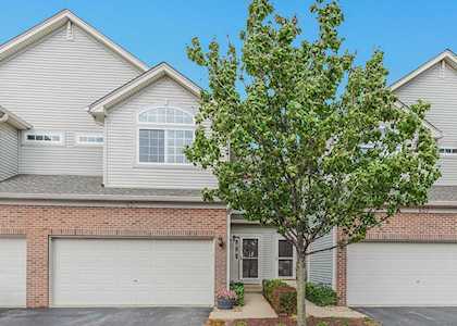 459 Jamestown Ct #604 Aurora, IL 60502