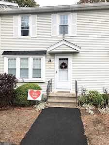4 Crystal Way #4 Bellingham, MA 02019