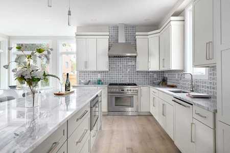 11 Rossmore #2 Somerville, MA 02143