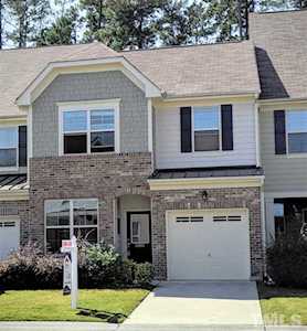 9923 Lynnberry Place Raleigh, NC 27617
