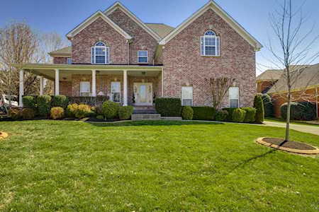 2196 Loudenslager Dr Thompsons Station, TN 37179