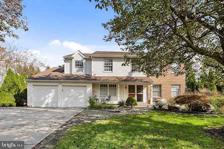 2048 E Wellington Rd Newtown, PA 18940