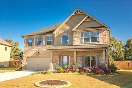 1002 Autumn Dr Loganville, GA 30052