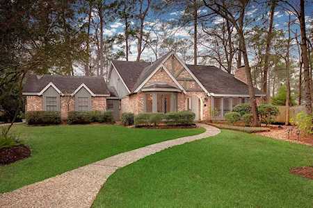 9 Muskmallow Ct The Woodlands, TX 77380