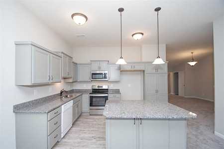 3825 Capella Ln Covington, KY 41017