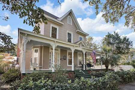 108 N Lord Street Southport, NC 28461