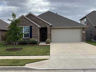 4908 Meadow Falls Drive Fort Worth, TX 76244