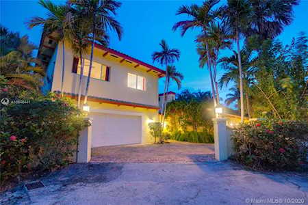 3301 NE 16th Ct Fort Lauderdale, FL 33305
