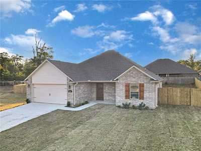 1001 Partridge Place Barling, AR 72923