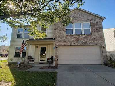 9289 W Dockside Circle Pendleton, IN 46064