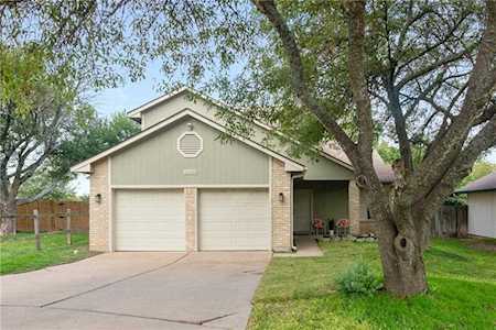 16304 Bates CV Pflugerville, TX 78660