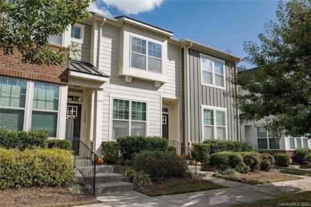 3252 Bending Birch Place Charlotte, NC 28206