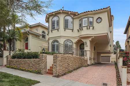 225 N Lucia Avenue #A Redondo Beach, CA 90277