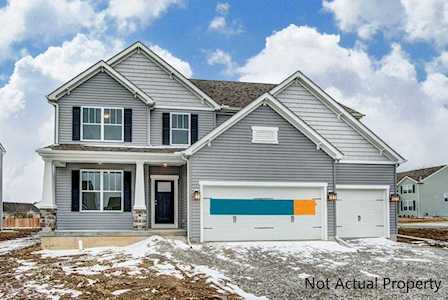 281 Mahogany Lane Commercial Point, OH 43116