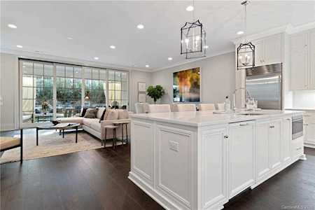 2440 Vail Ave Charlotte, NC 28207